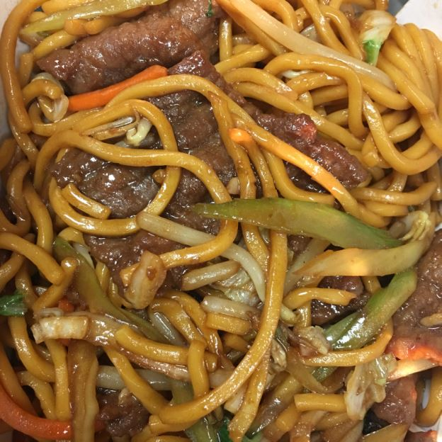 Order 27. Beef Lo Mein food online from China House store, Miramar on bringmethat.com
