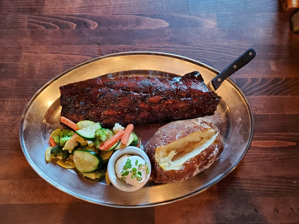 Order Full BBQ Pork Ribs food online from Saddle Ranch Chop House store, West Hollywood on bringmethat.com
