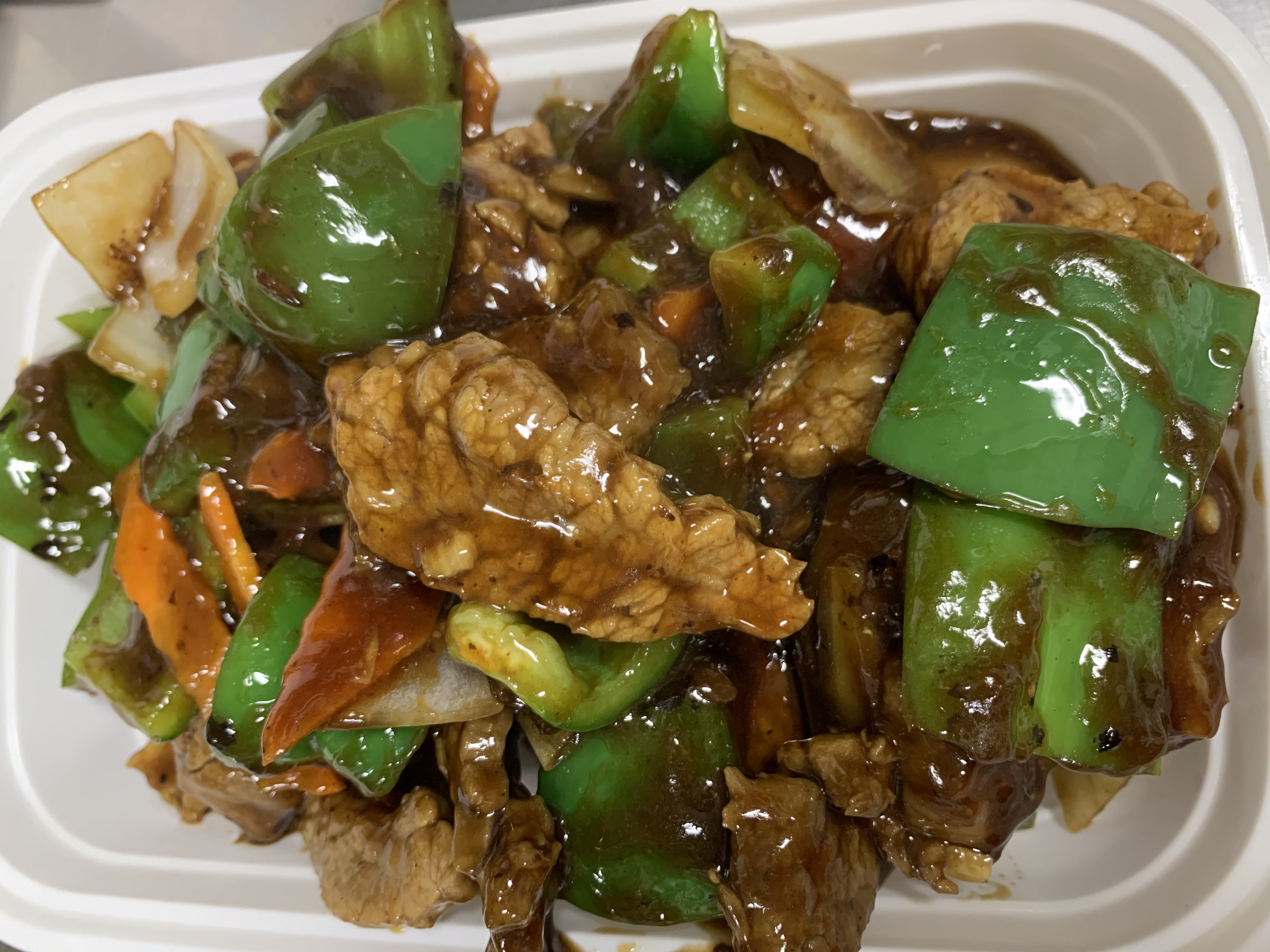 Order 93. Pepper Steak food online from Chop Suey King Chinese Rest store, Chicago on bringmethat.com