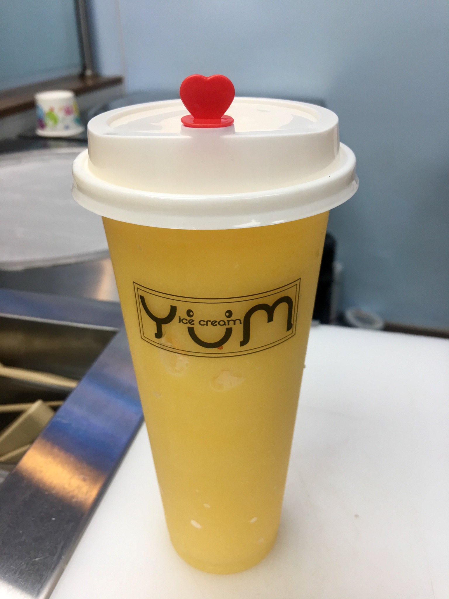 Order Mango Smoothie Dairy-Free food online from Yum Ice Cream & Bubble Tea store, New Rochelle on bringmethat.com