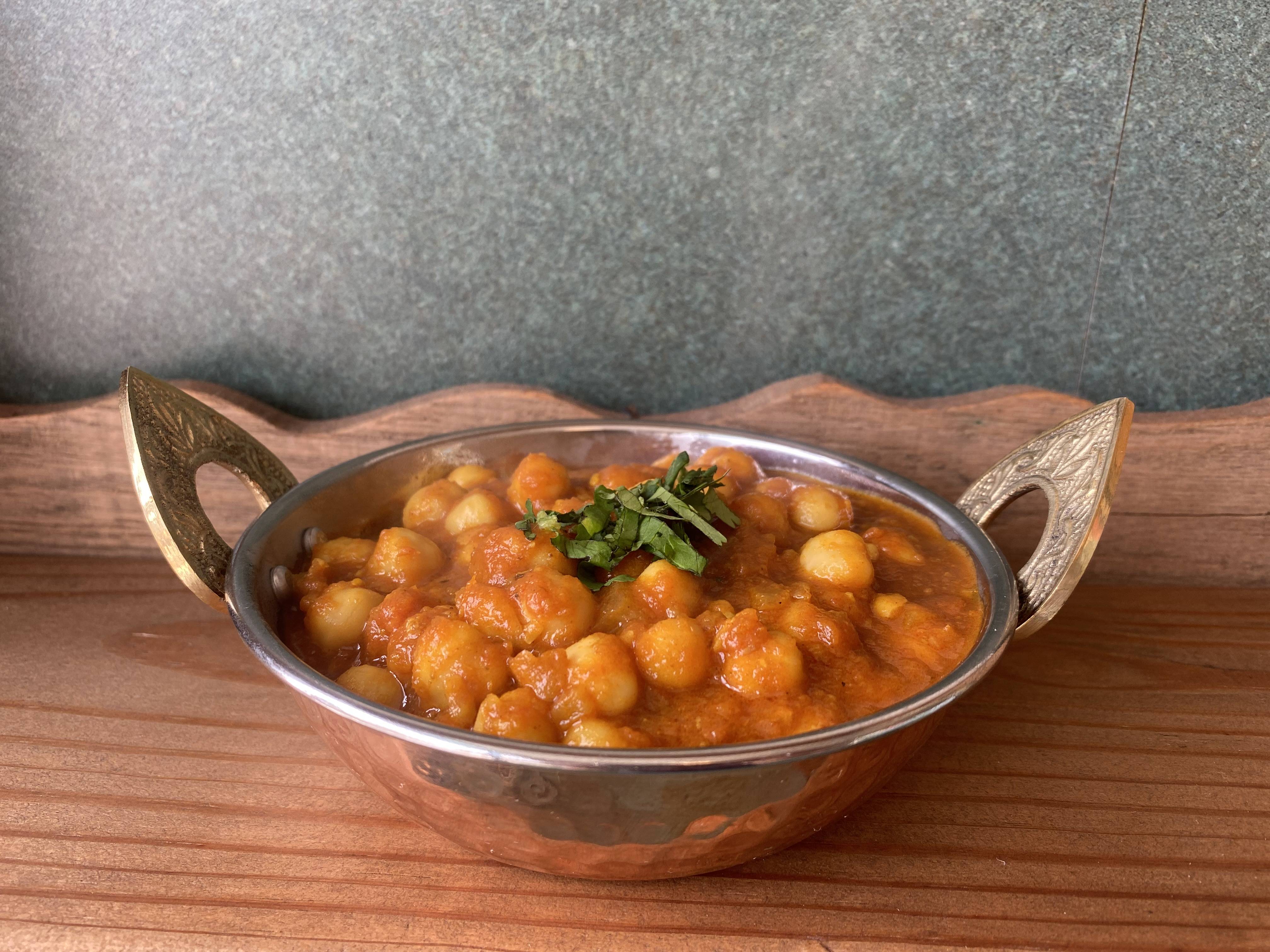 Order Chickpeas in  Sauce food online from Lovin Today store, Wood Ridge on bringmethat.com