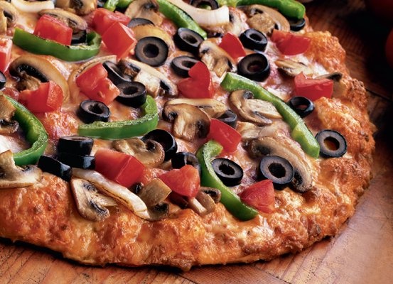 Order Guinevere's Garden Delight Pizza food online from Round Table Pizza store, Long Beach on bringmethat.com