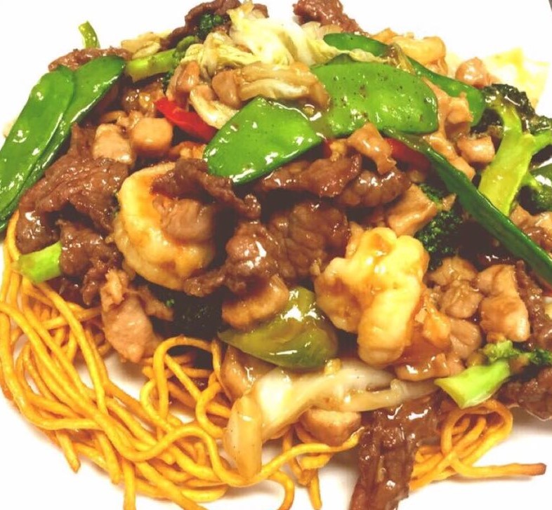 Order N14. Combination Pan Fried Noodles food online from Yuan Mei - Mobile store, Mobile on bringmethat.com