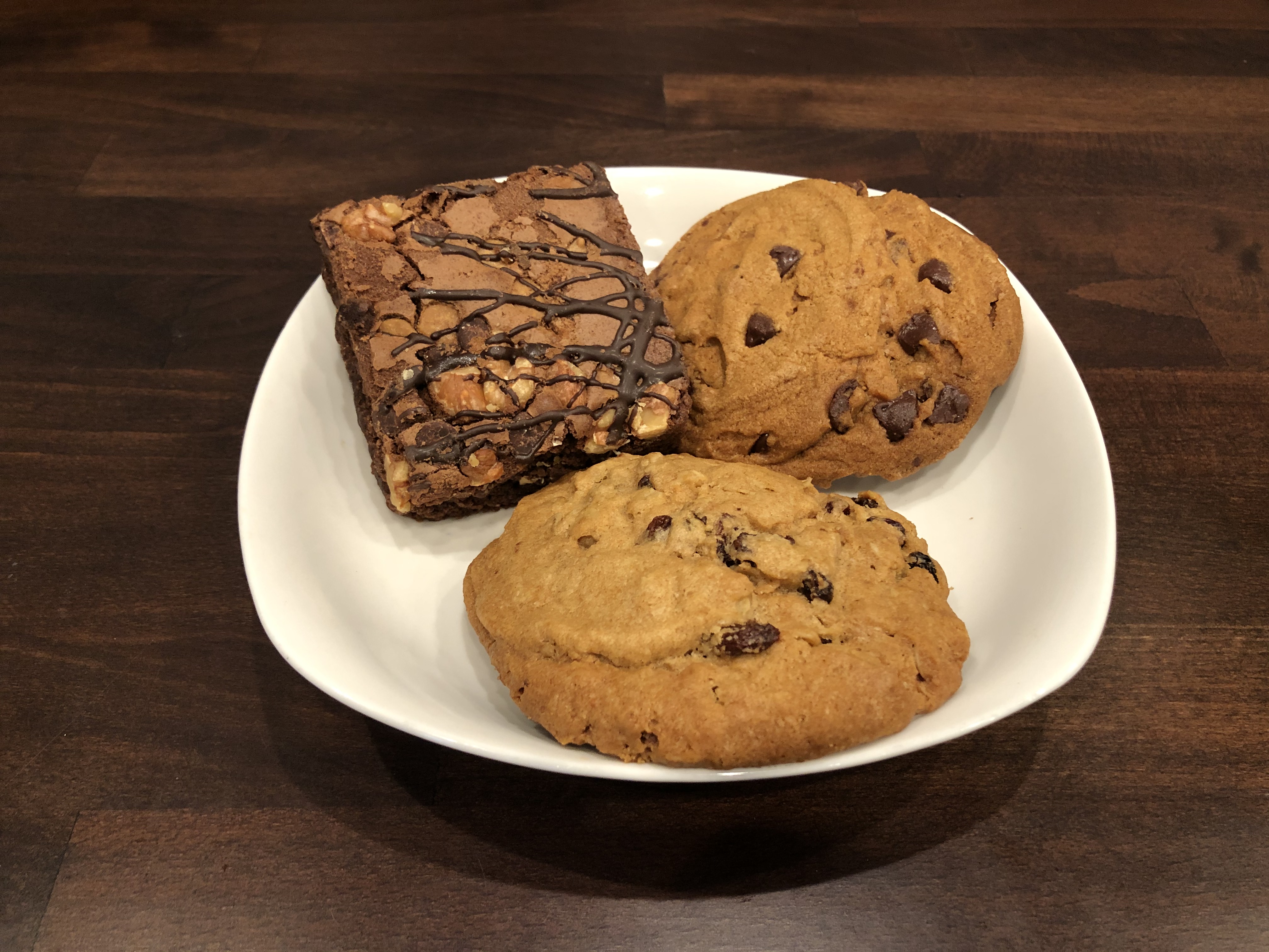 Order Choclate Chip Cookies  food online from Burger Pad store, Los Angeles on bringmethat.com