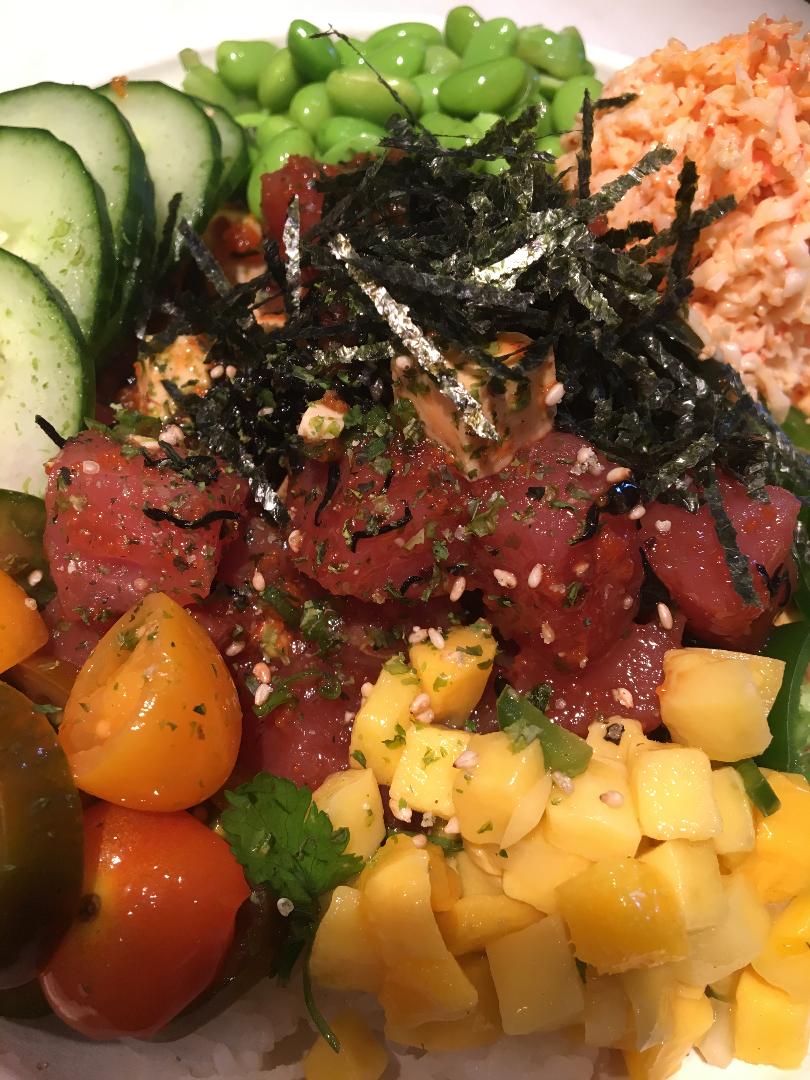 Order Tuna Bowl food online from Asuka Ramen & Poke store, Englewood on bringmethat.com