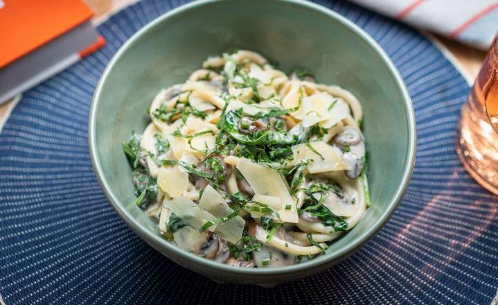 Order Bucatini In A Mushroom + Spinach Cream Sauce food online from Cheebo store, Burbank on bringmethat.com