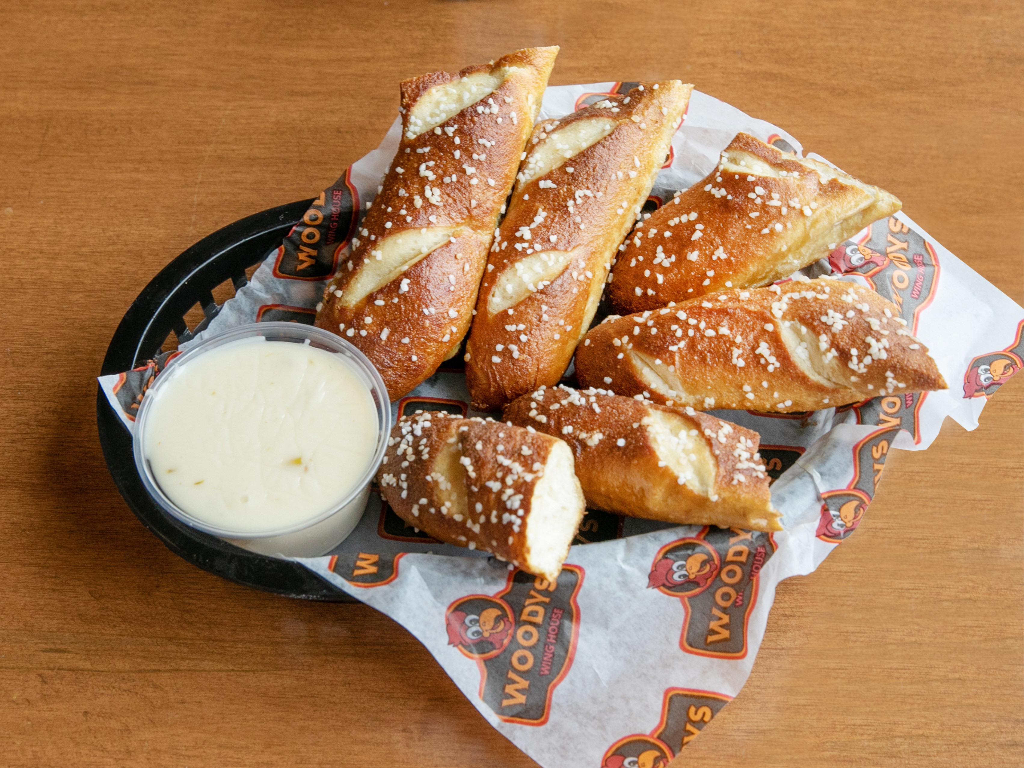 Order Soft Pretzel Bites food online from Woody Wing House store, Columbus on bringmethat.com