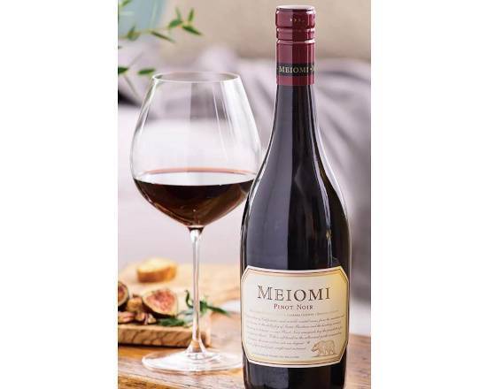 Order Meiomi Pinot Noir 2015, 750mL wine (13.7% ABV) food online from Cold Spring Liquor store, Liberty Hill on bringmethat.com