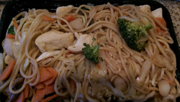 Order Chicken Chow Mein food online from Abacus Inn store, Phoenix on bringmethat.com