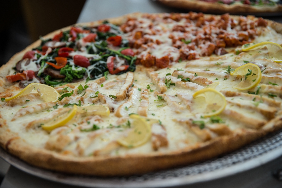 Order Chicken Francese Pizza food online from Pizzabar 141 store, Woodbury on bringmethat.com