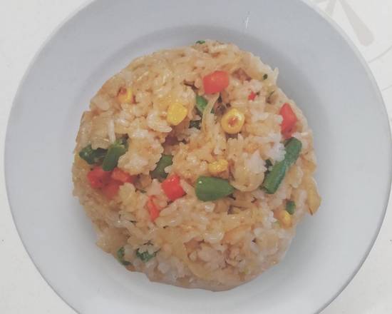 Order #12D Fried Rice food online from Masiso store, Lubbock on bringmethat.com