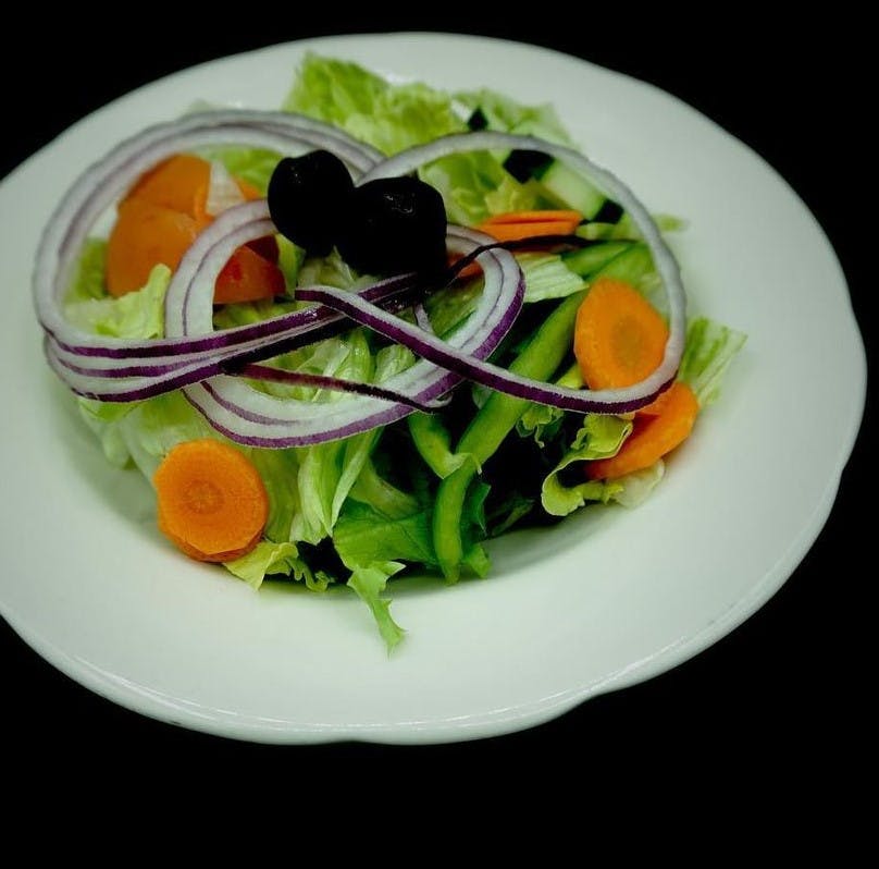 Order Garden Salad - Small food online from La Vera Pizzeria store, Feasterville-Trevose on bringmethat.com