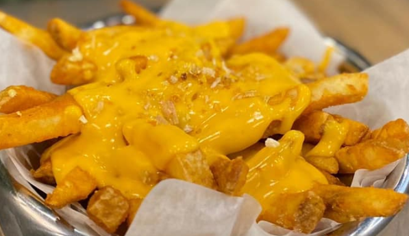 Order Cheese Fries food online from DAWG PARK store, Glenview on bringmethat.com