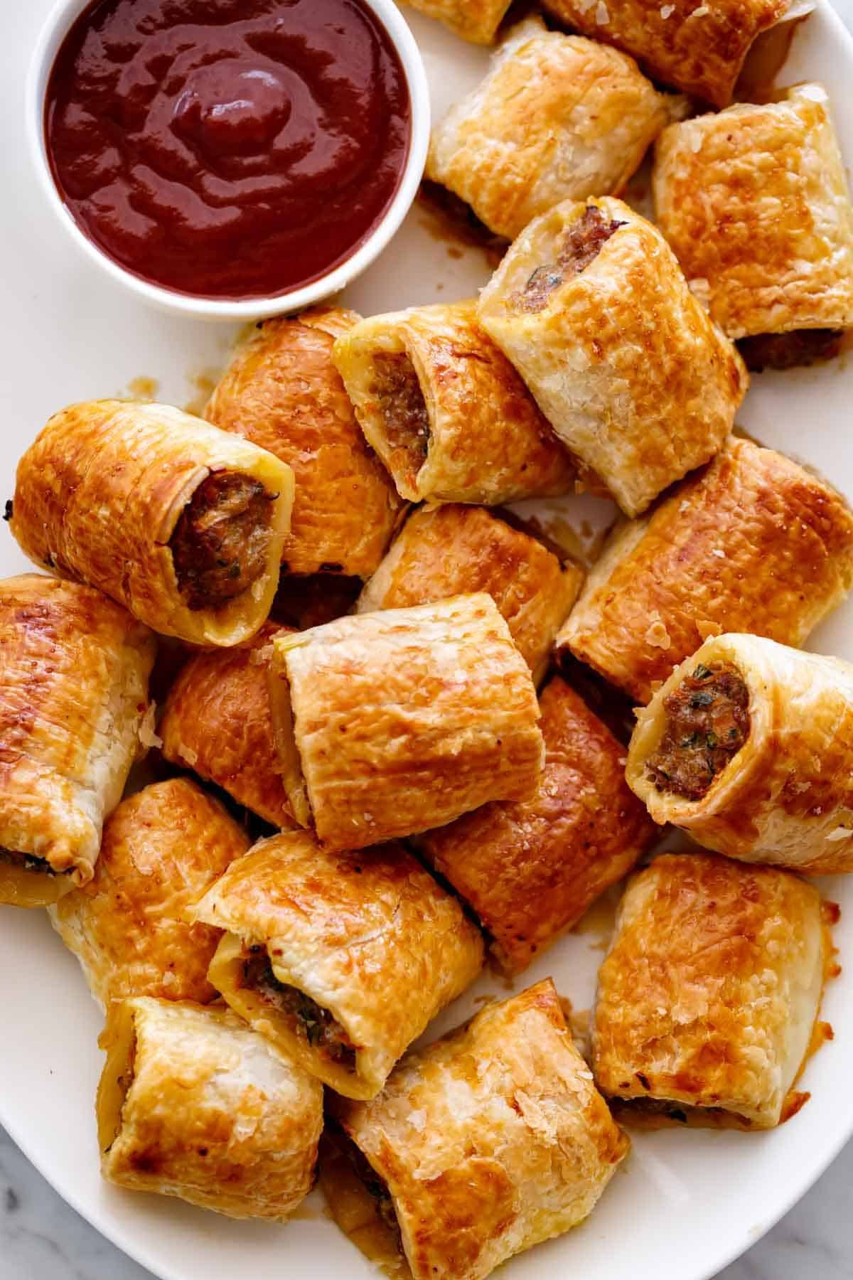 Order Sausage Roll - Roll food online from Lulu's Pizza store, Queens on bringmethat.com