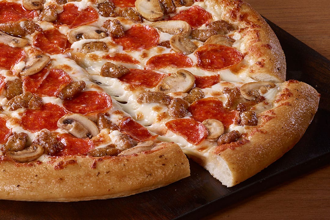 Order 14" Large Pizza food online from Pizza Hut store, Dublin on bringmethat.com