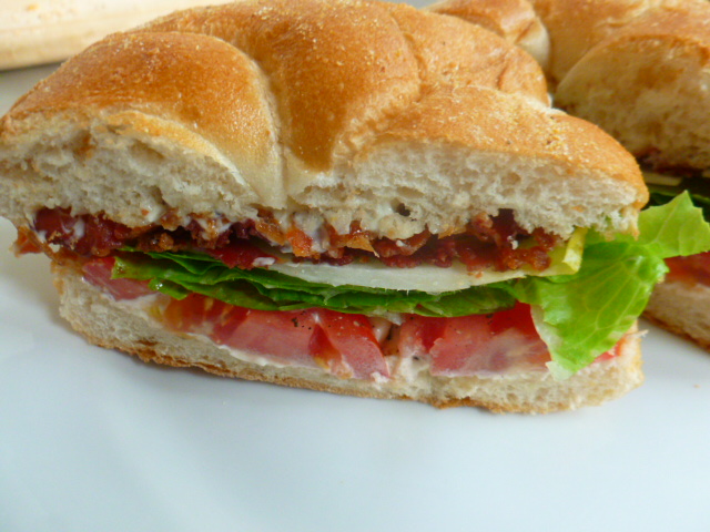 Order Bacon, Lettuce and Tomato Sandwich food online from Santiago Deli Grocery store, New York on bringmethat.com