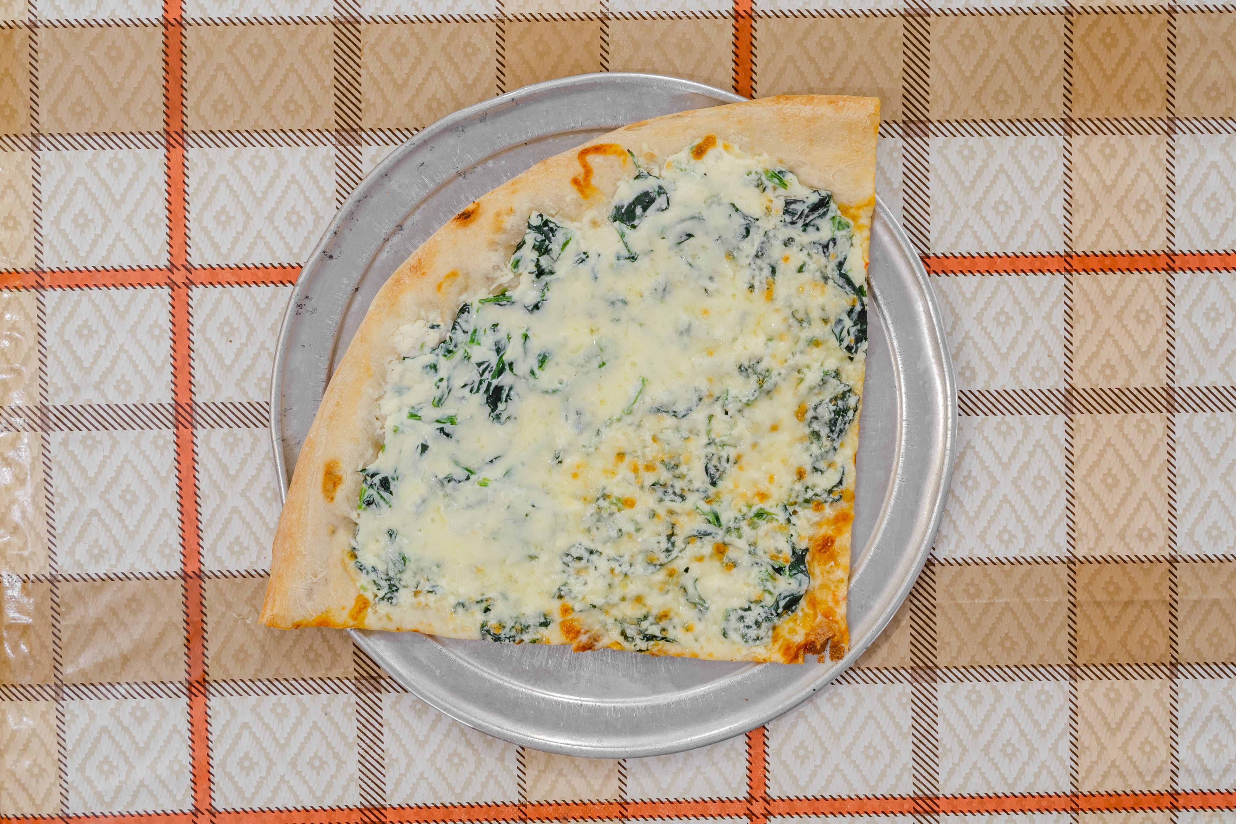 Order Spinach & Ricotta Pizza - 16" (8 Slices) food online from Algieri's Pizza Restaurant store, Belleville on bringmethat.com