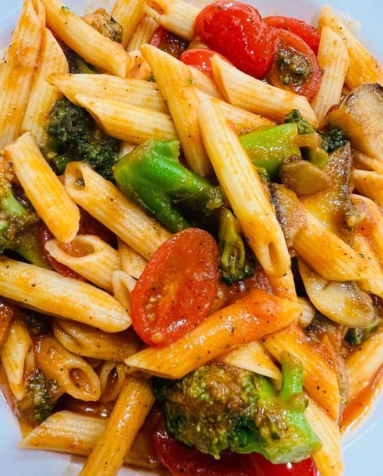 Order Primavera Pasta  food online from Sunflower Cafe store, Lawrence on bringmethat.com