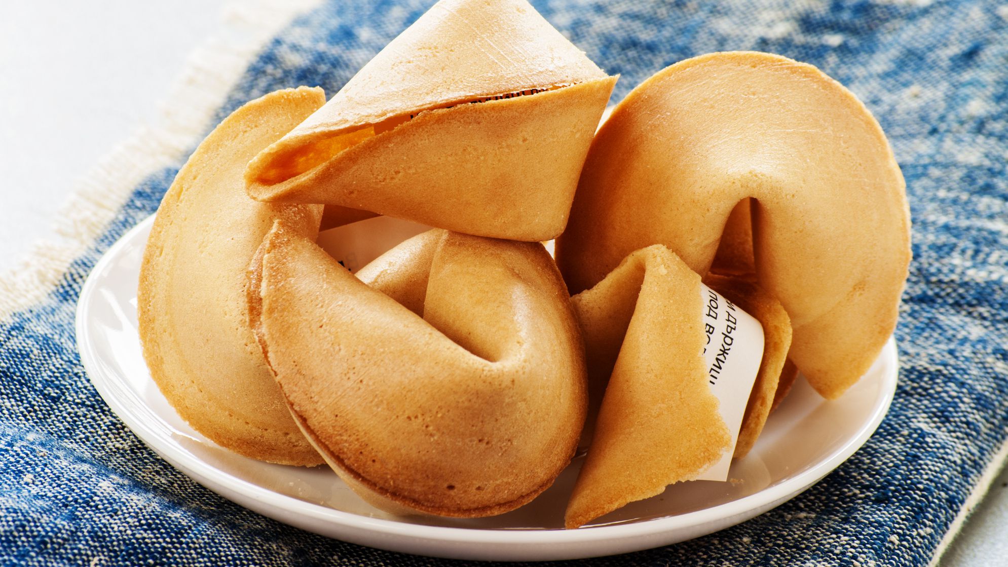 Order Fortune Cookies Dessert food online from Far East Restaurant store, Capitol Heights on bringmethat.com