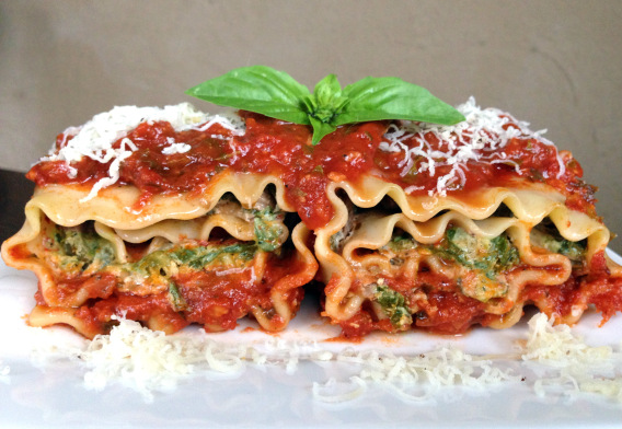 Order Lasagna Roll with Marinara Sauce food online from Caffe Bene store, Jackson Heights on bringmethat.com