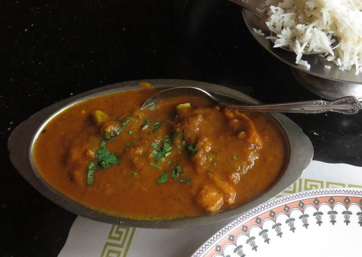 Order Chicken Mango food online from India Pavilion store, Cambridge on bringmethat.com