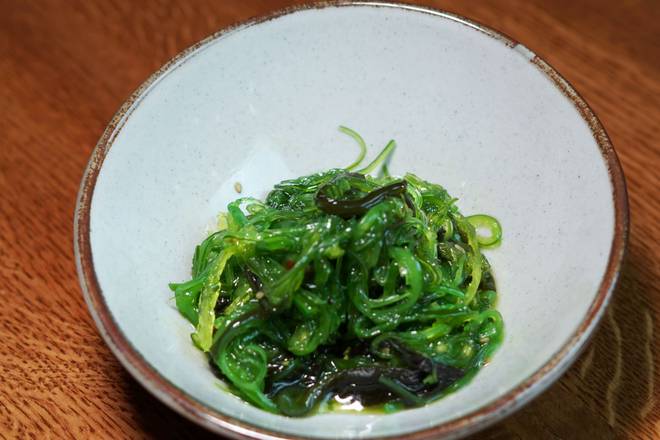 Order Seaweed Salad food online from Tanuki Izakaya store, Seattle on bringmethat.com