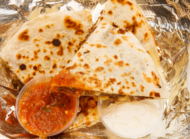 Order Grilled Chicken Quesadilla  food online from Amigos Pizza And Restaurant store, Cheltenham Township on bringmethat.com