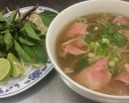 Order Noodle Soup with Rare Steak (Large) food online from Pho Bamboo store, Rowland Heights on bringmethat.com