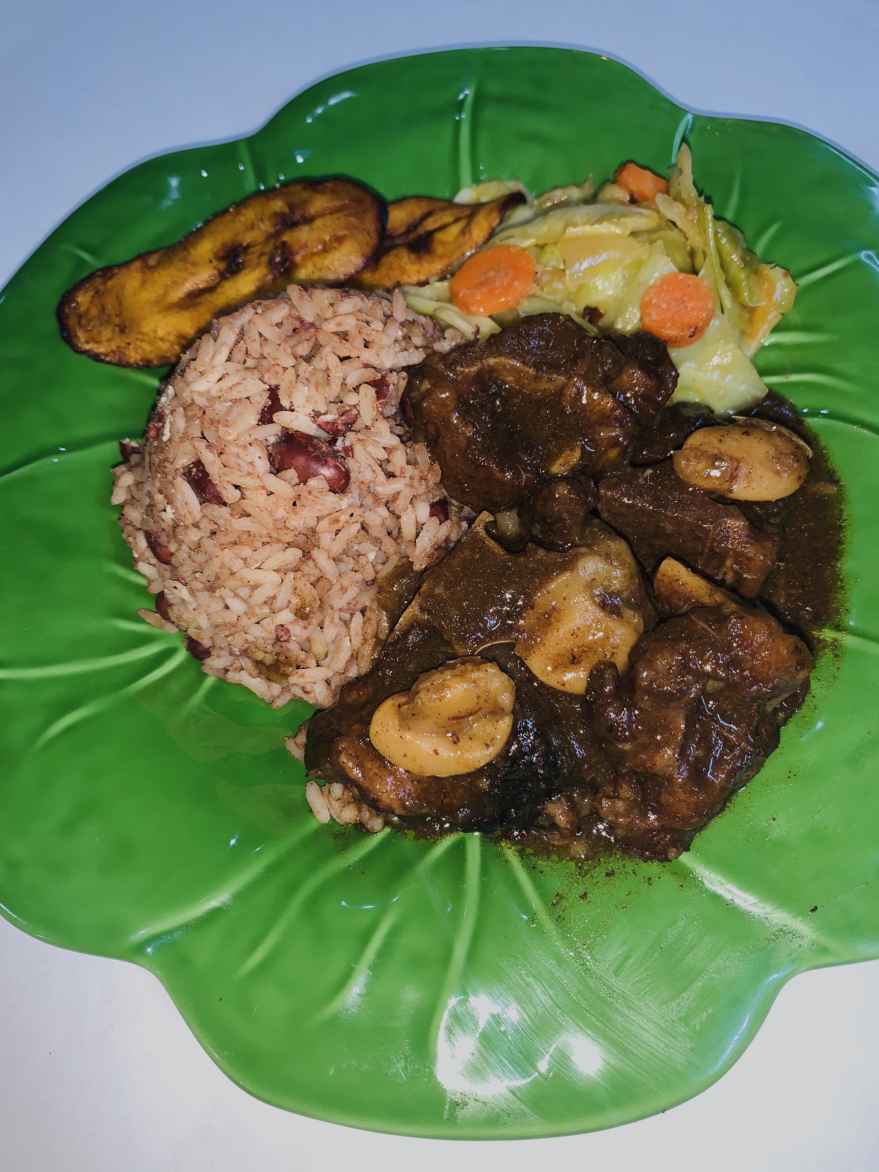 Order Oxtail food online from Island Delight store, East Stroudsburg on bringmethat.com