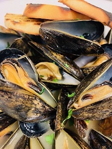 Order Steamed Mussels food online from Casa Italiana store, Richmond on bringmethat.com