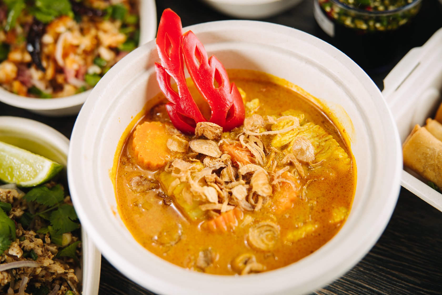 Order Yellow Curry food online from Sabaidee store, Rowlett on bringmethat.com