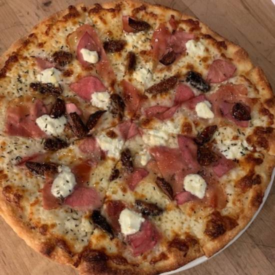 Order Fig and Prosciutto Pizza food online from Fortun Kitchen &amp; Bar store, La Quinta on bringmethat.com
