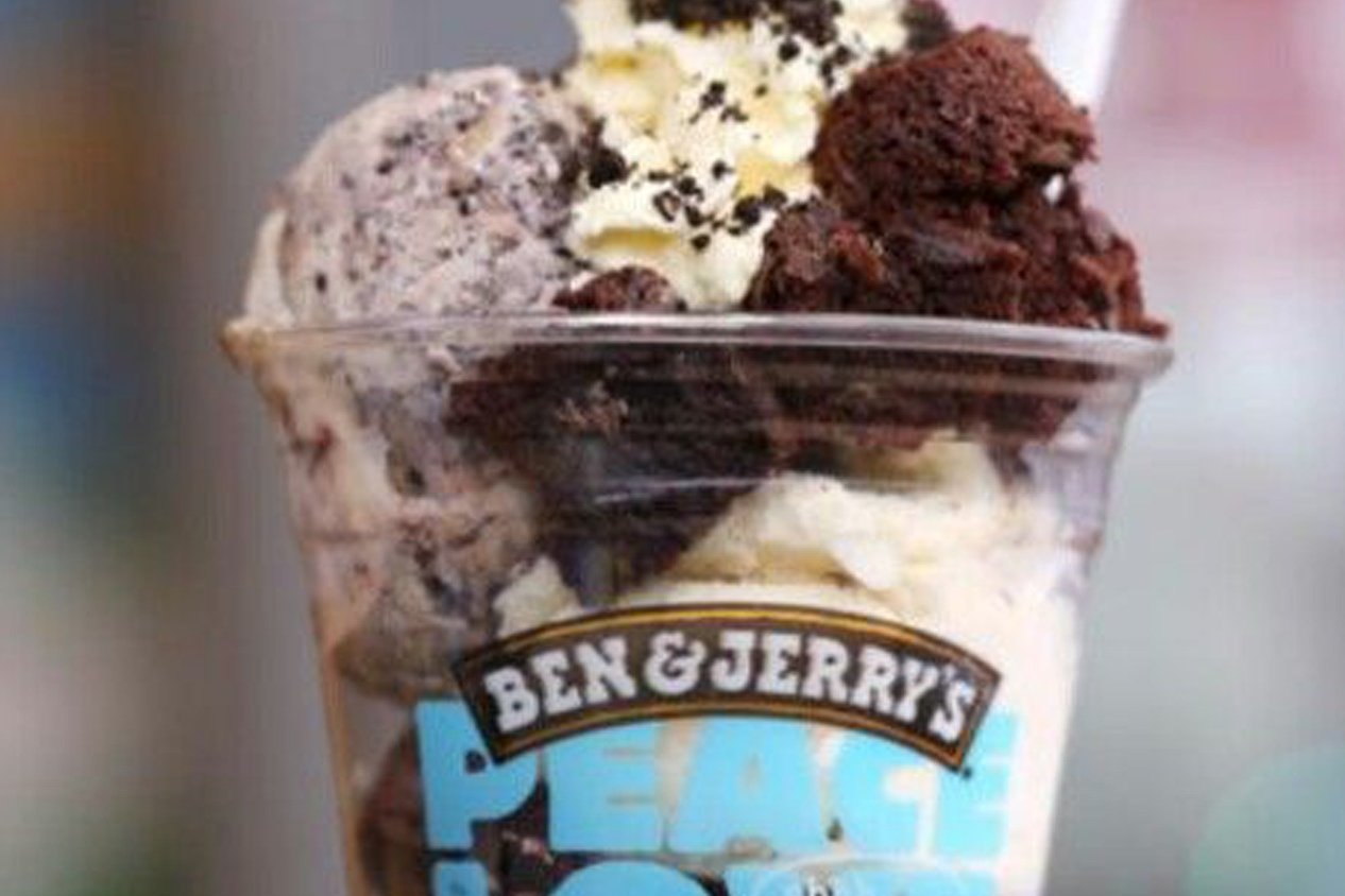 Order Brownie Special Sundae food online from Ben & Jerry's store, Plano on bringmethat.com