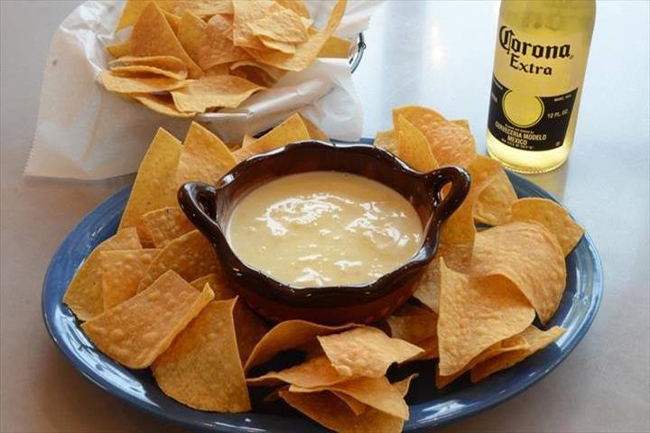 Order Cheese Dip food online from Iguana Mexican Restaurant Bar & Grill store, Brownsburg on bringmethat.com