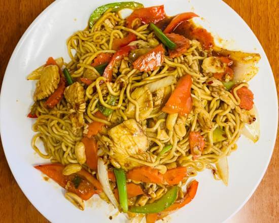 Order Yakisoba Kung Pao food online from Pad Thai Bistro store, Glendale on bringmethat.com