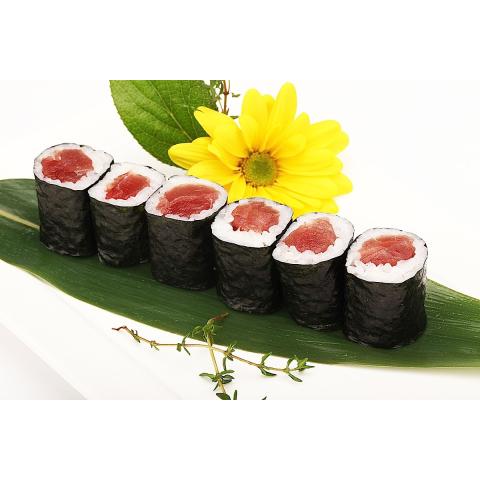 Order Tuna Roll food online from Chikara Sushi & Asian Fusion store, Phoenixville on bringmethat.com