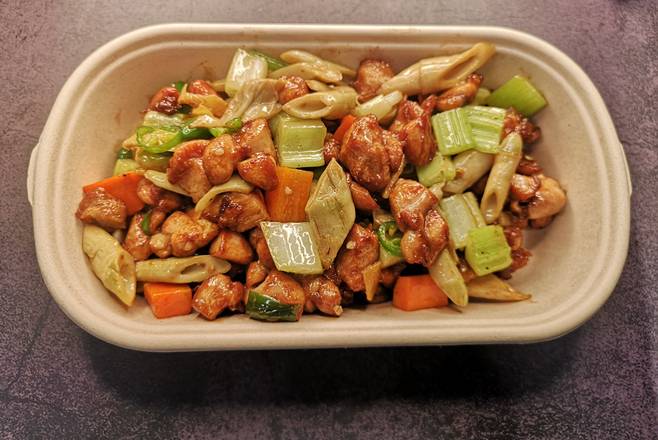 Order Baby Bamboo Stir-fry Chicken food online from Golden Box Express store, Lake Forest on bringmethat.com