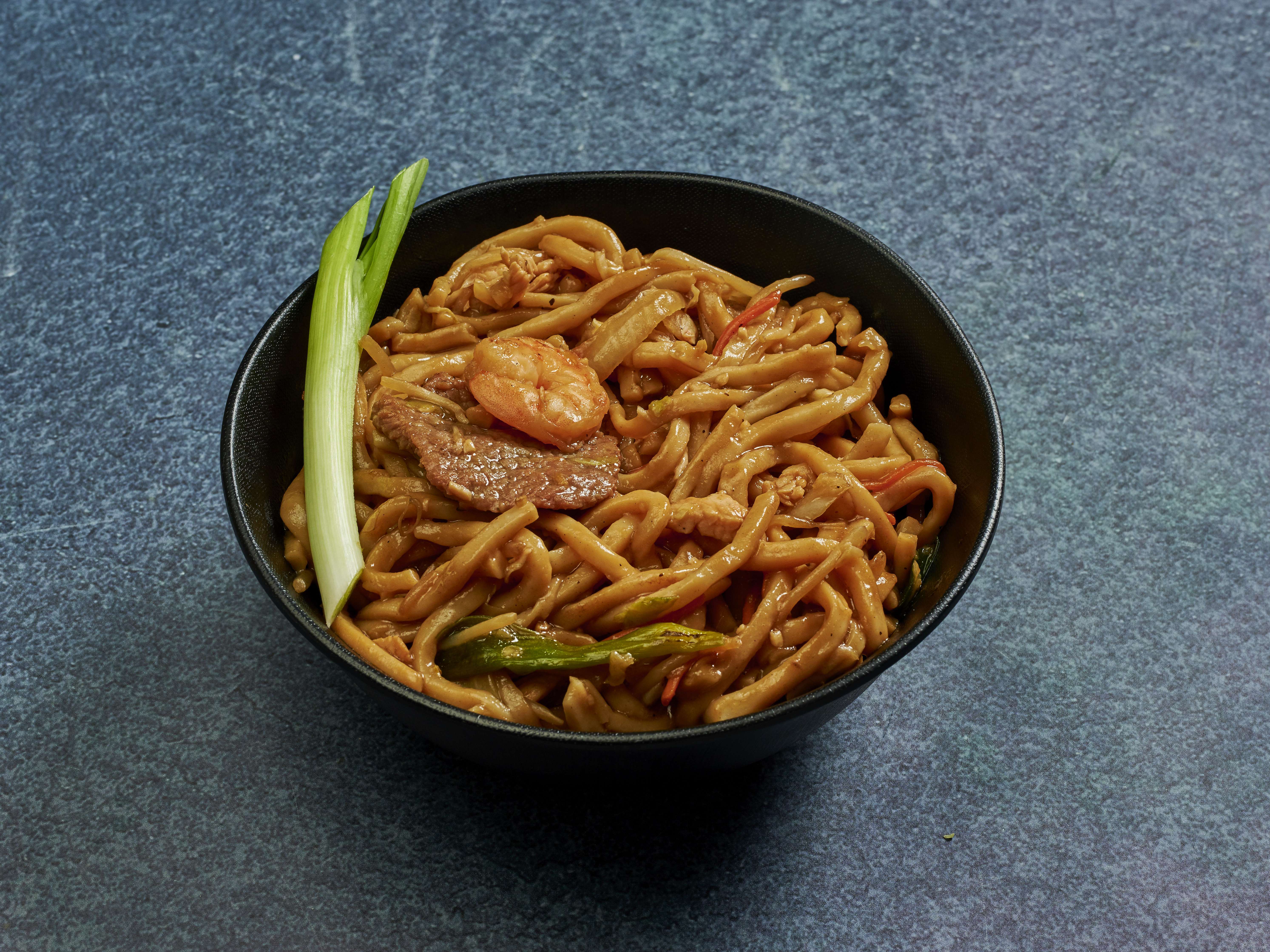Order House Special Lo Mein food online from La Bella store, Tucson on bringmethat.com