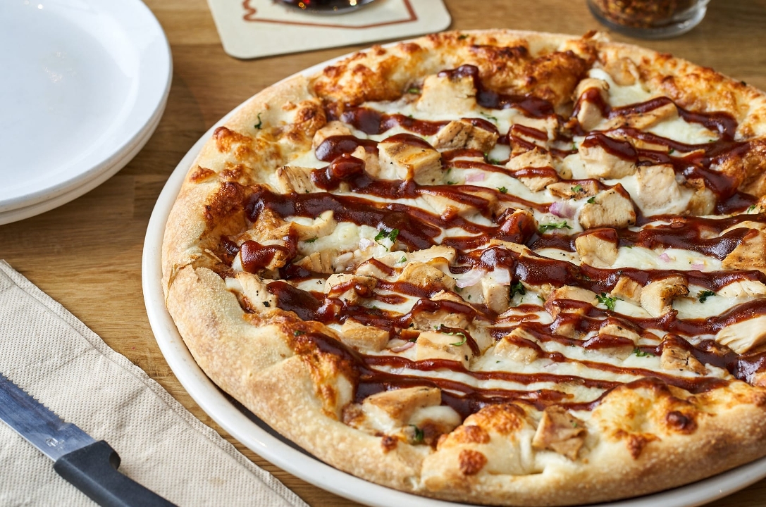 Order 10" BBQ Chicken Pizza food online from Four Peaks Brewing Company store, Tempe on bringmethat.com