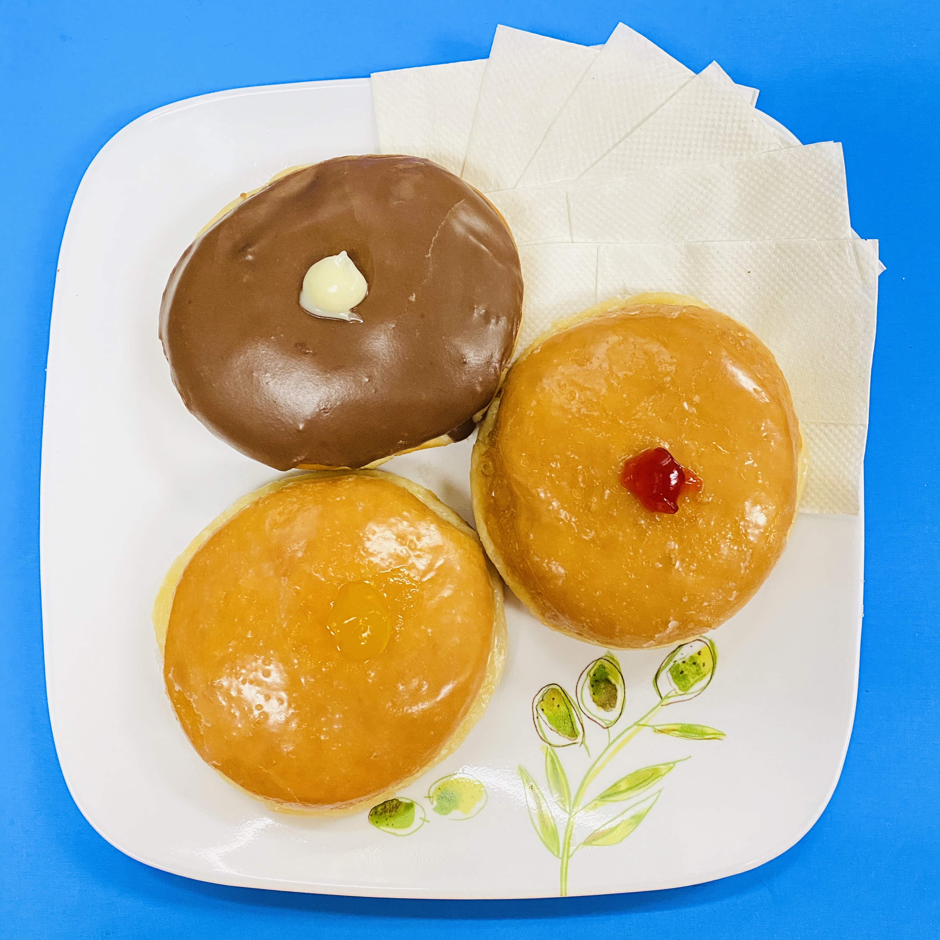Order Classic Filled/Jelly food online from K-Inn Donuts store, Paramount on bringmethat.com