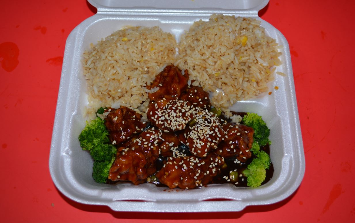 Order L22. Sesame Chicken Lunch food online from Canton Express store, Plano on bringmethat.com