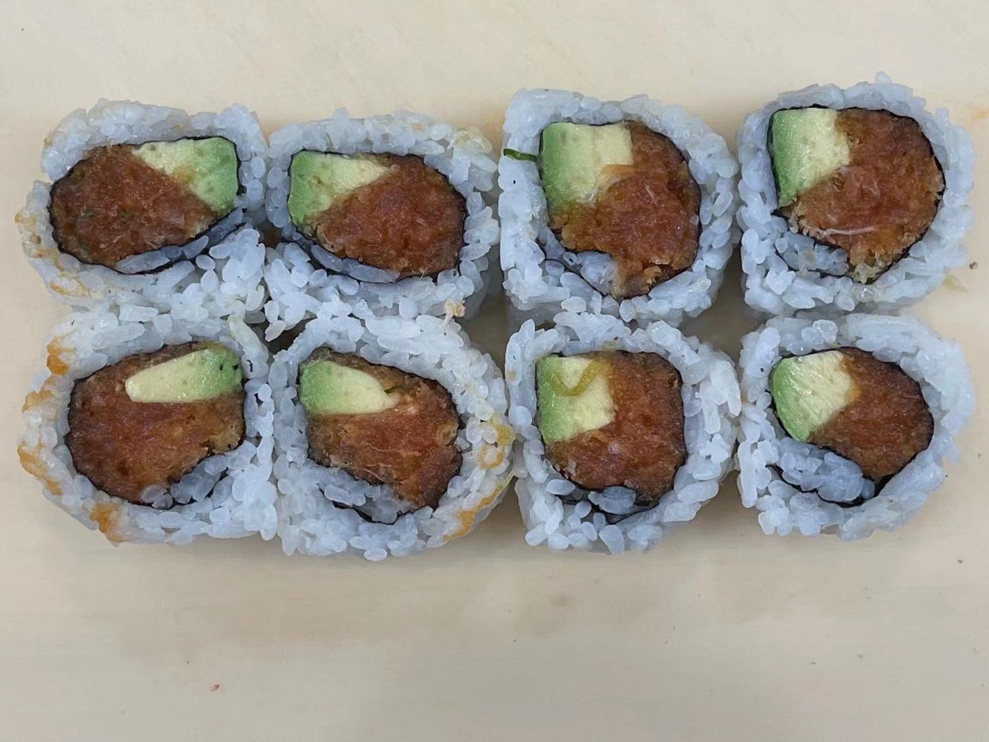 Order Spicy Tuna Avocado Roll food online from Nikki's Sushi store, Wilmington on bringmethat.com