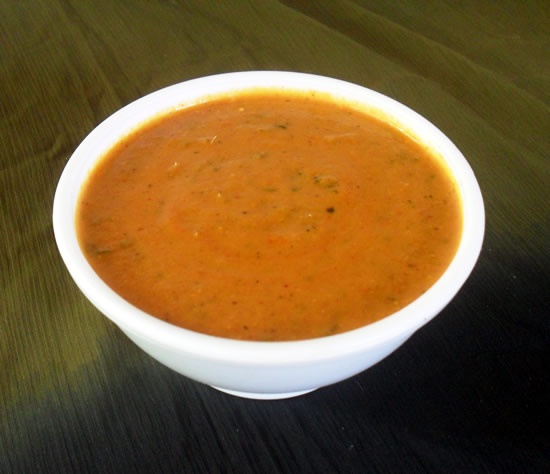 Order Makhni Sauce food online from New Delhi Palace store, Pasadena on bringmethat.com