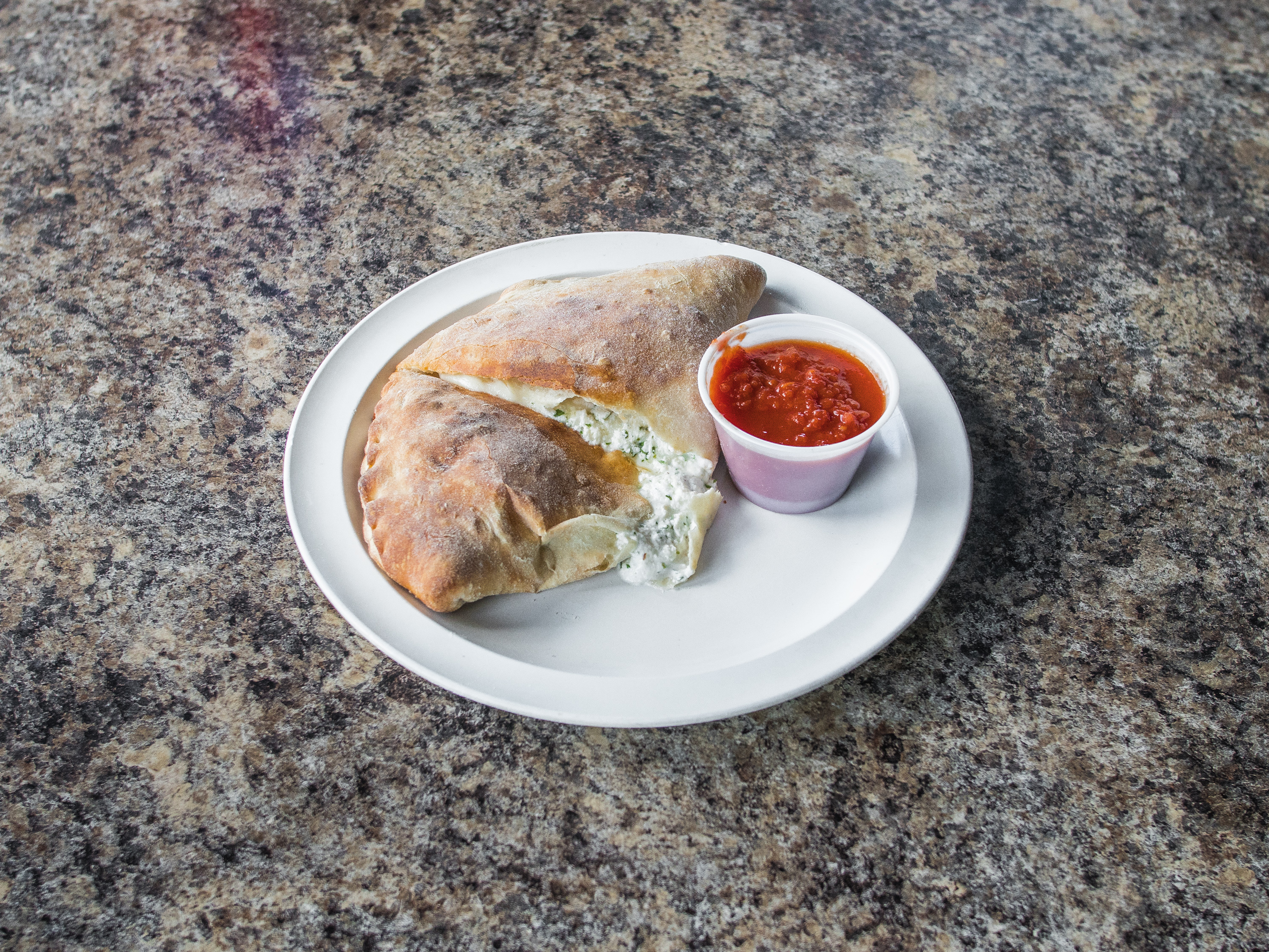 Order Cheese Calzone food online from Giuseppe's Pizza and Italian Specialities store, Augusta on bringmethat.com