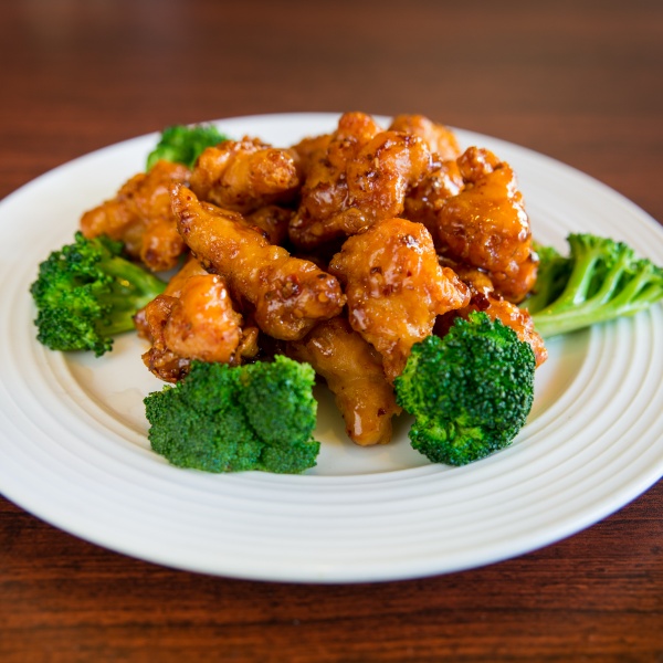 Order 13. General Tso's Chicken   左鸡 food online from Elaine Kitchen store, San Francisco on bringmethat.com