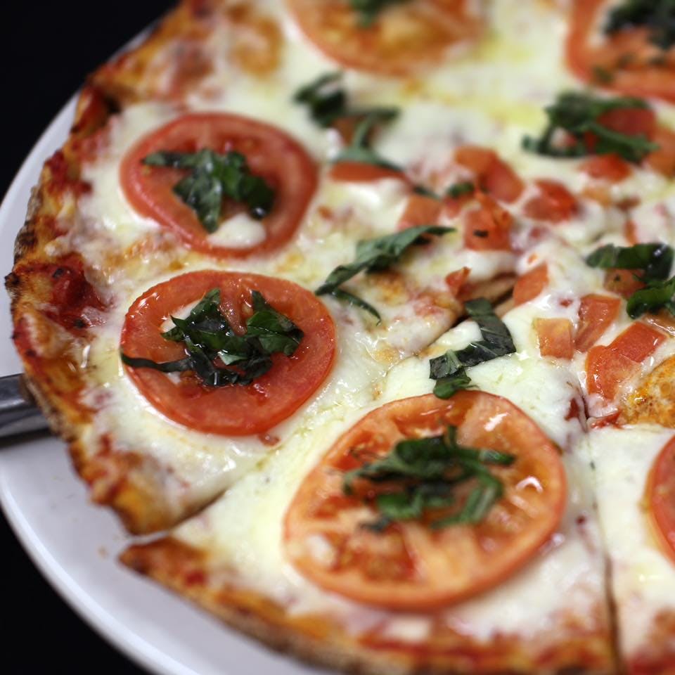 Order Margherita Thin Crust Cheese Pizza - 10'' food online from Wixom Station store, Wixom on bringmethat.com