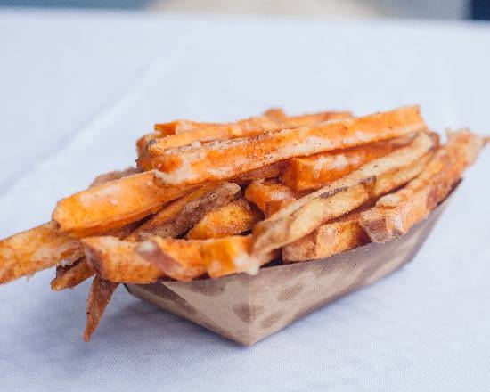 Order Sweet Potato Fries food online from Boxcar Betty's store, Chicago on bringmethat.com