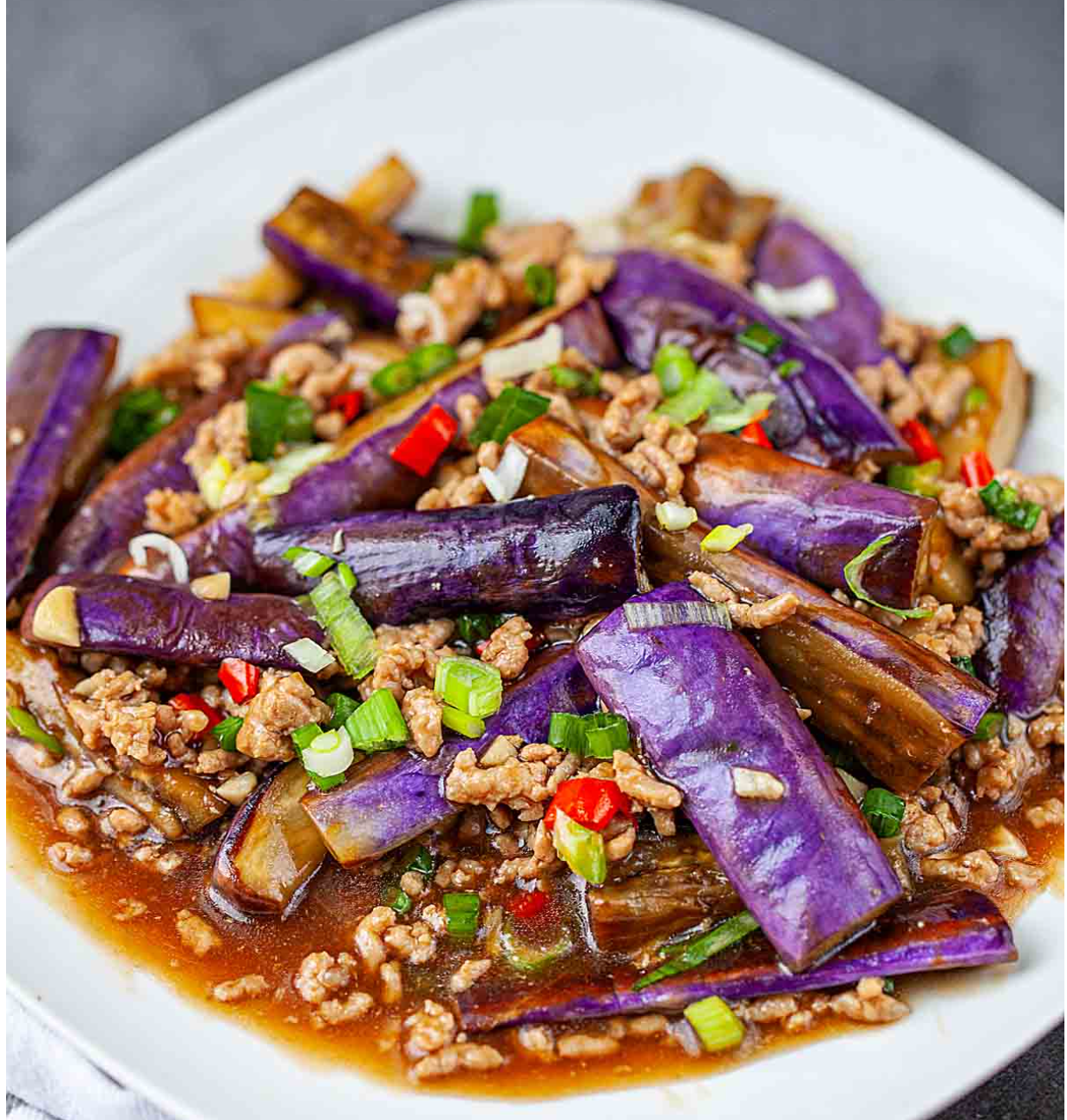 Order Braised Eggplant w/ Pork 红烧茄子 food online from Rose Garden store, Puyallup on bringmethat.com