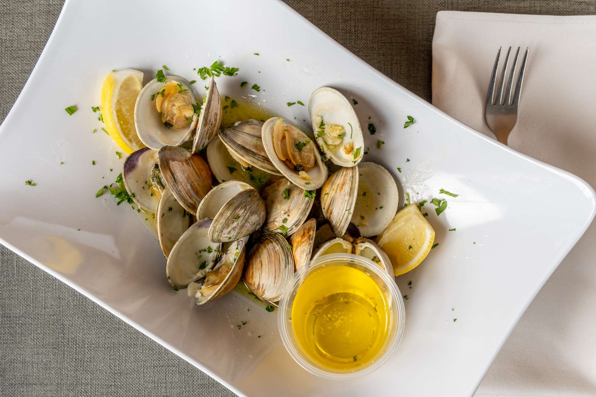Order Fresh Top Neck Clams food online from Sal's Place store, Highland on bringmethat.com