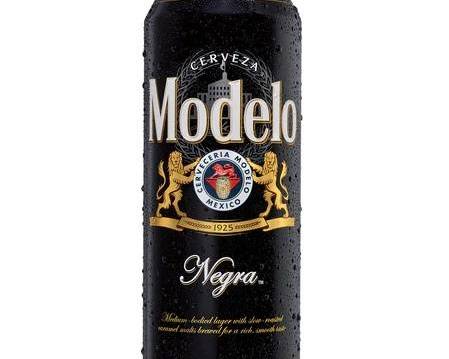 Order Modelo Negra 24 oz Can , (5.4% ABV.)  food online from Pit Stop Liquor Mart store, El Monte on bringmethat.com